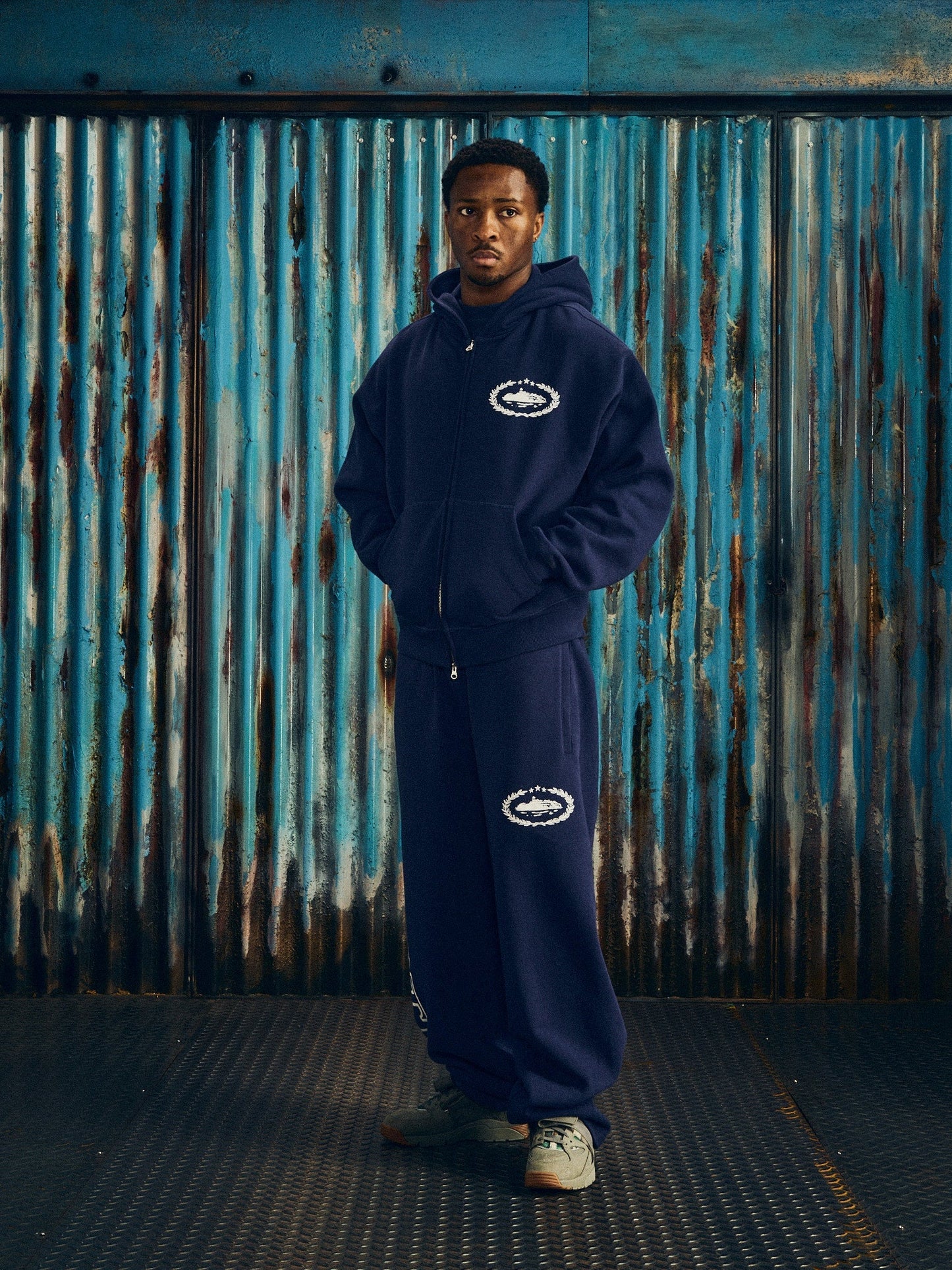 SUPERIOR ROYALE ZIP HOODIE [NAVY]