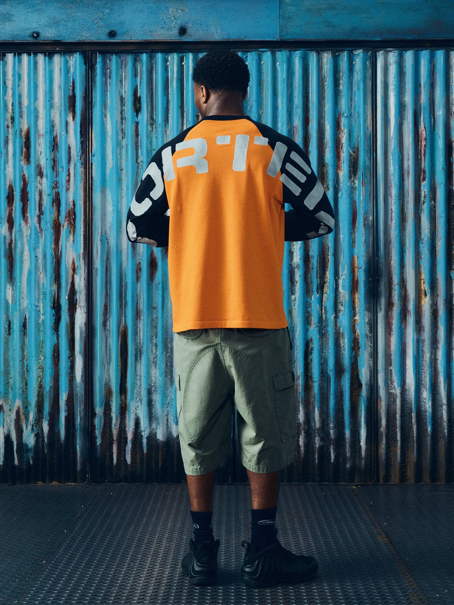 STENCIL RAGLAN LS [ORANGE/BLACK]